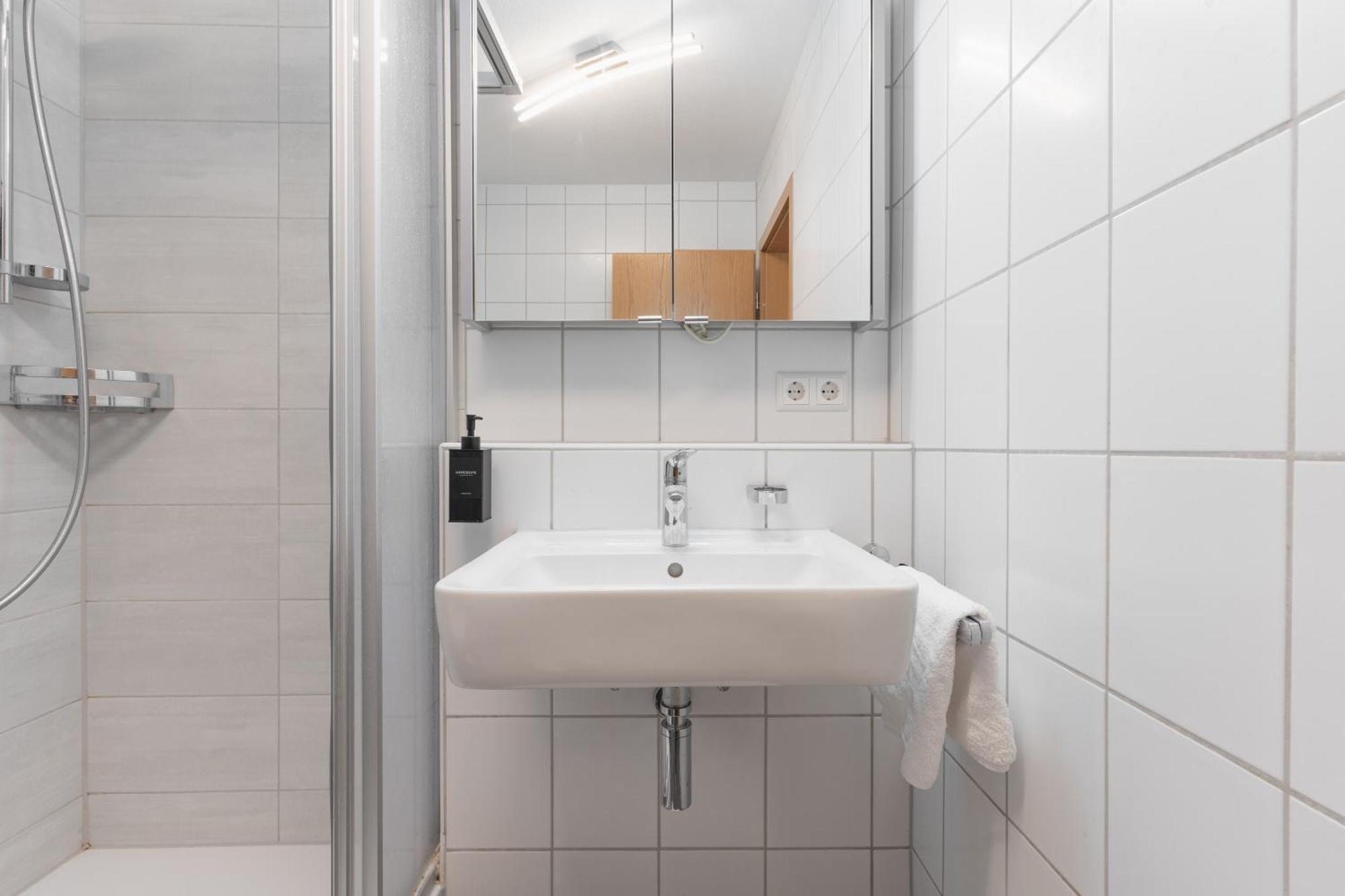 Untersee-Suite Istayunixi Seenaehe-Terrasse-Workspace-Netflix-Parkplatz Radolfzell am Bodensee Zewnętrze zdjęcie