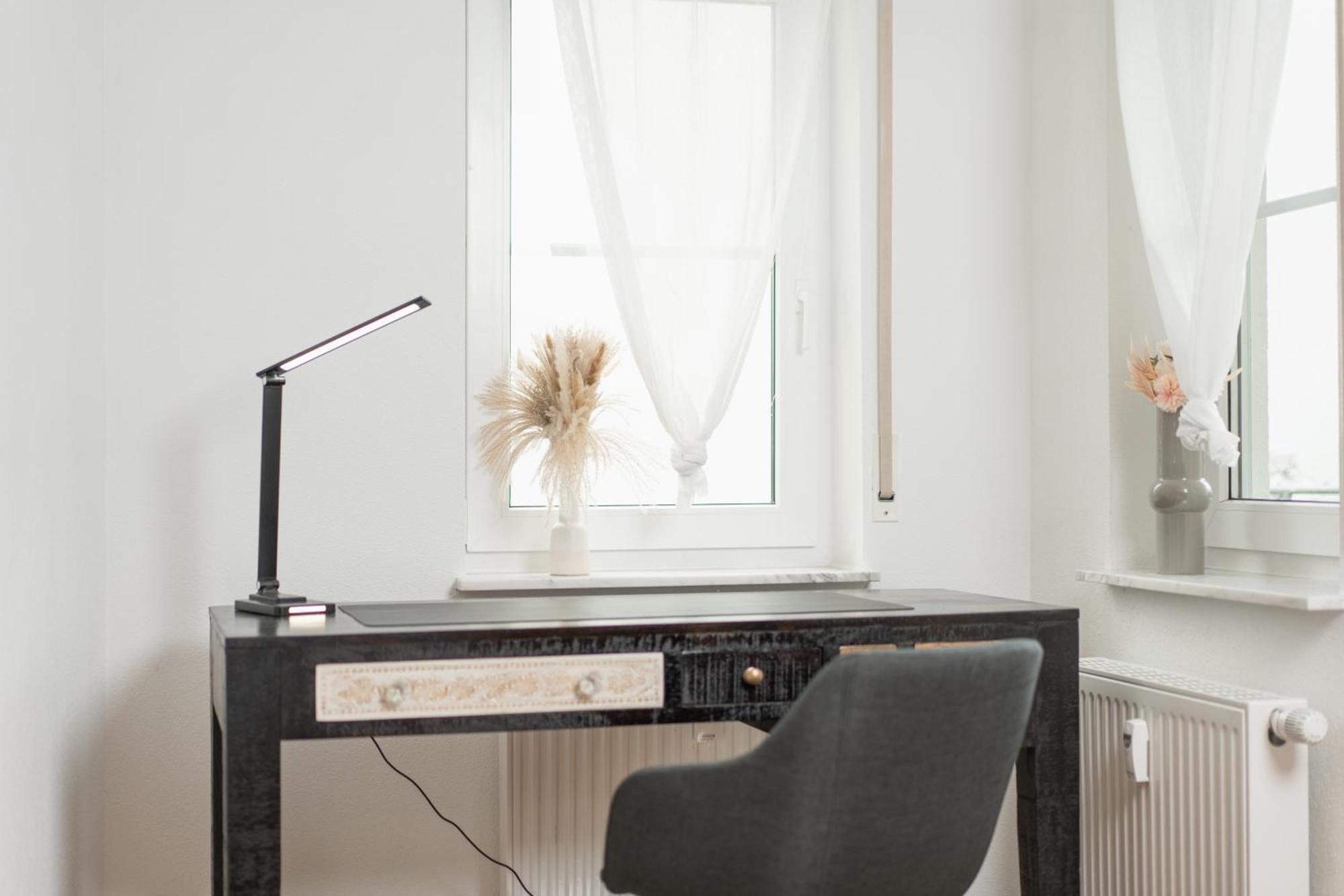 Untersee-Suite Istayunixi Seenaehe-Terrasse-Workspace-Netflix-Parkplatz Radolfzell am Bodensee Zewnętrze zdjęcie