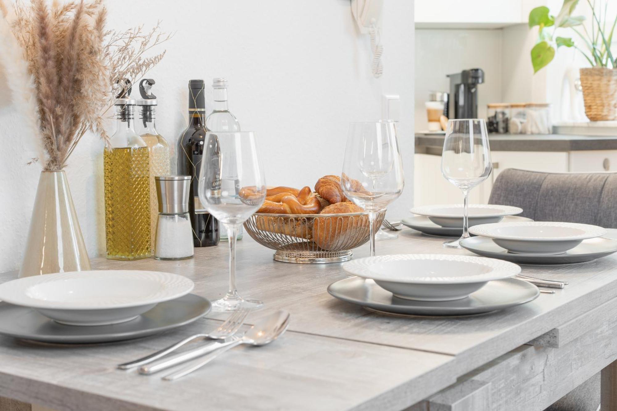 Untersee-Suite Istayunixi Seenaehe-Terrasse-Workspace-Netflix-Parkplatz Radolfzell am Bodensee Zewnętrze zdjęcie